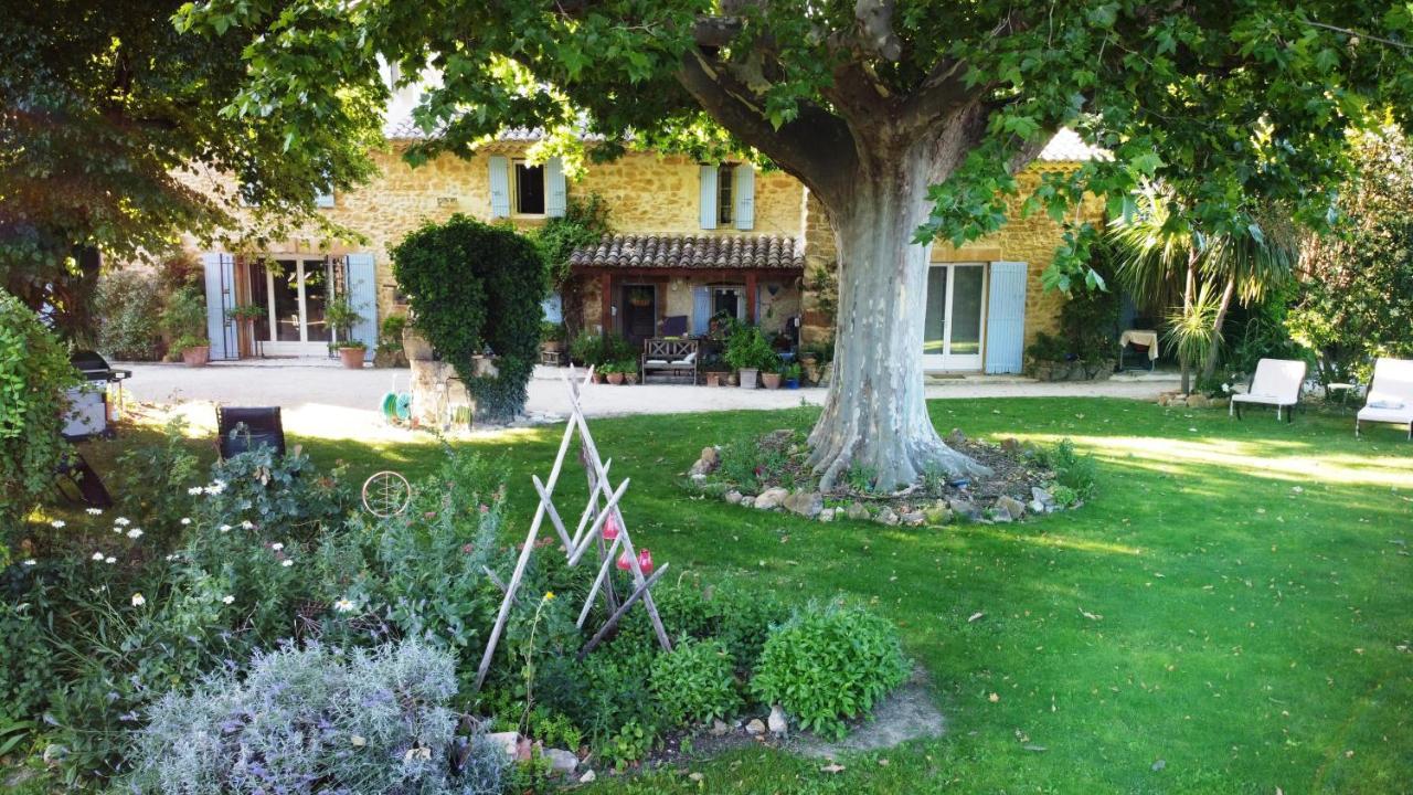 Mas Du Clos De L'Escarrat Jonquieres  外观 照片
